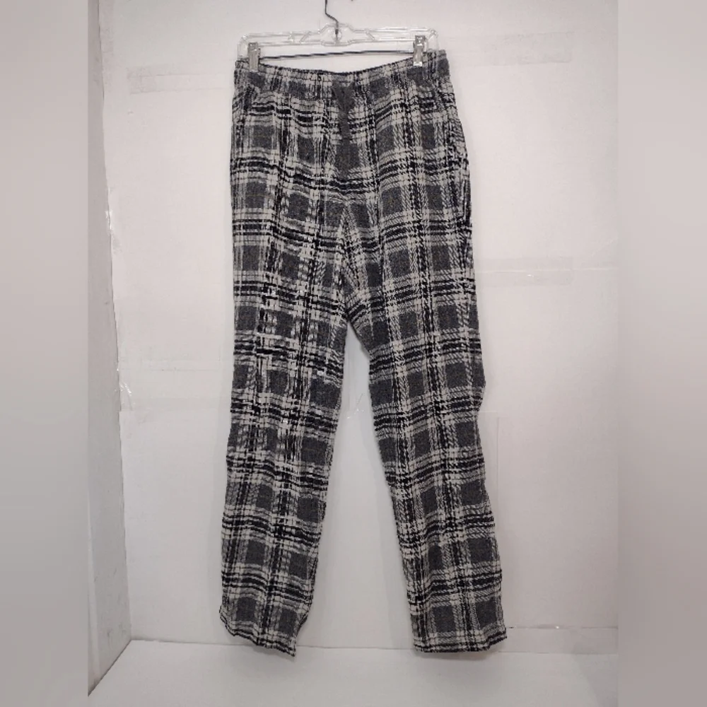 UGG Black and White Plaid Men's Pajama Pants Size (M)